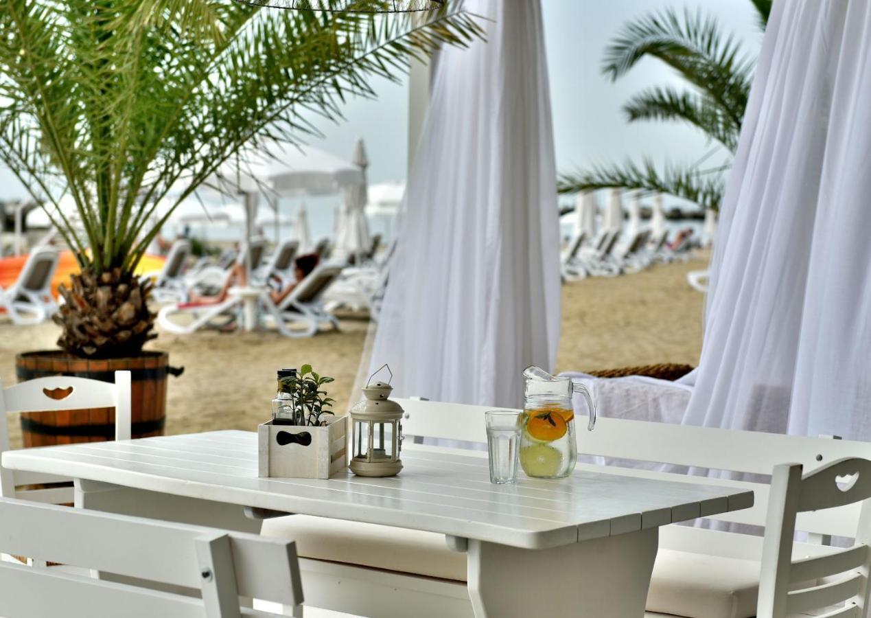 White Lagoon Resort Kavarna Buitenkant foto